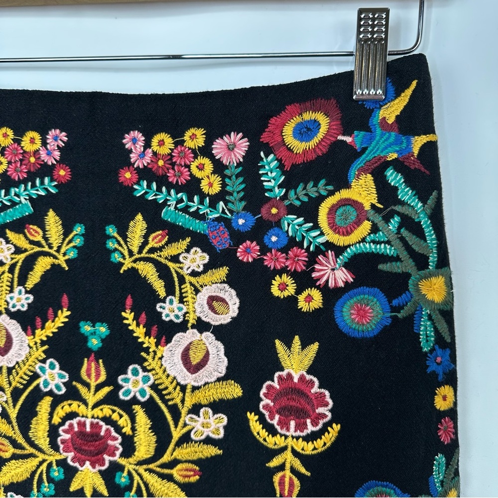 Umgee Multi-Color Floral Embroidered High Waist Cotton Blend Mini Skirt Sz S - Picture 4 of 11